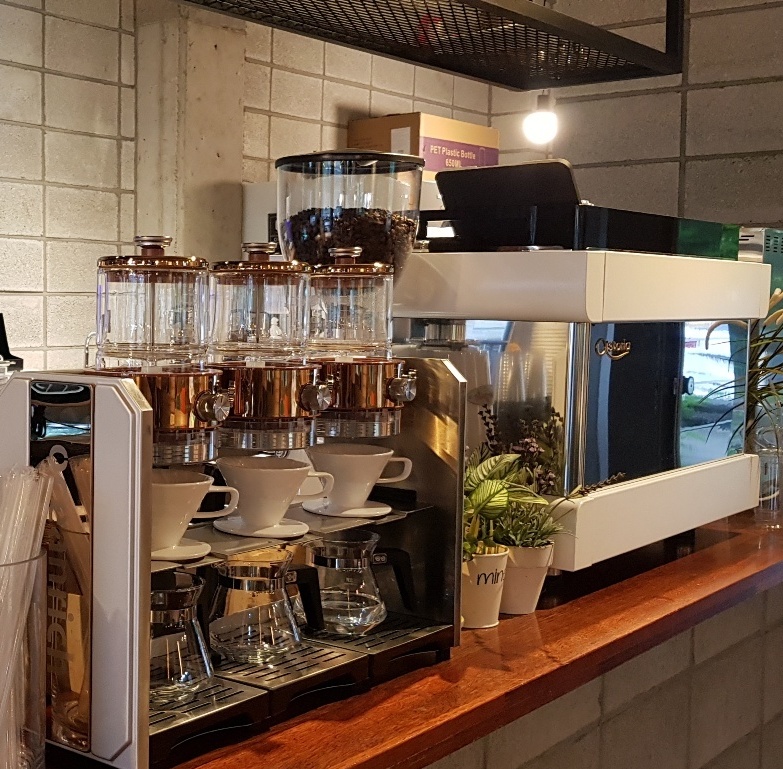 UNIQUEMAIN 대형LED/컨셉 렌탈스튜디오