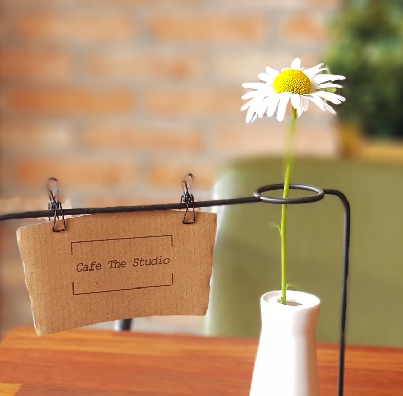 UNIQUEMAIN 대형LED/컨셉 렌탈스튜디오